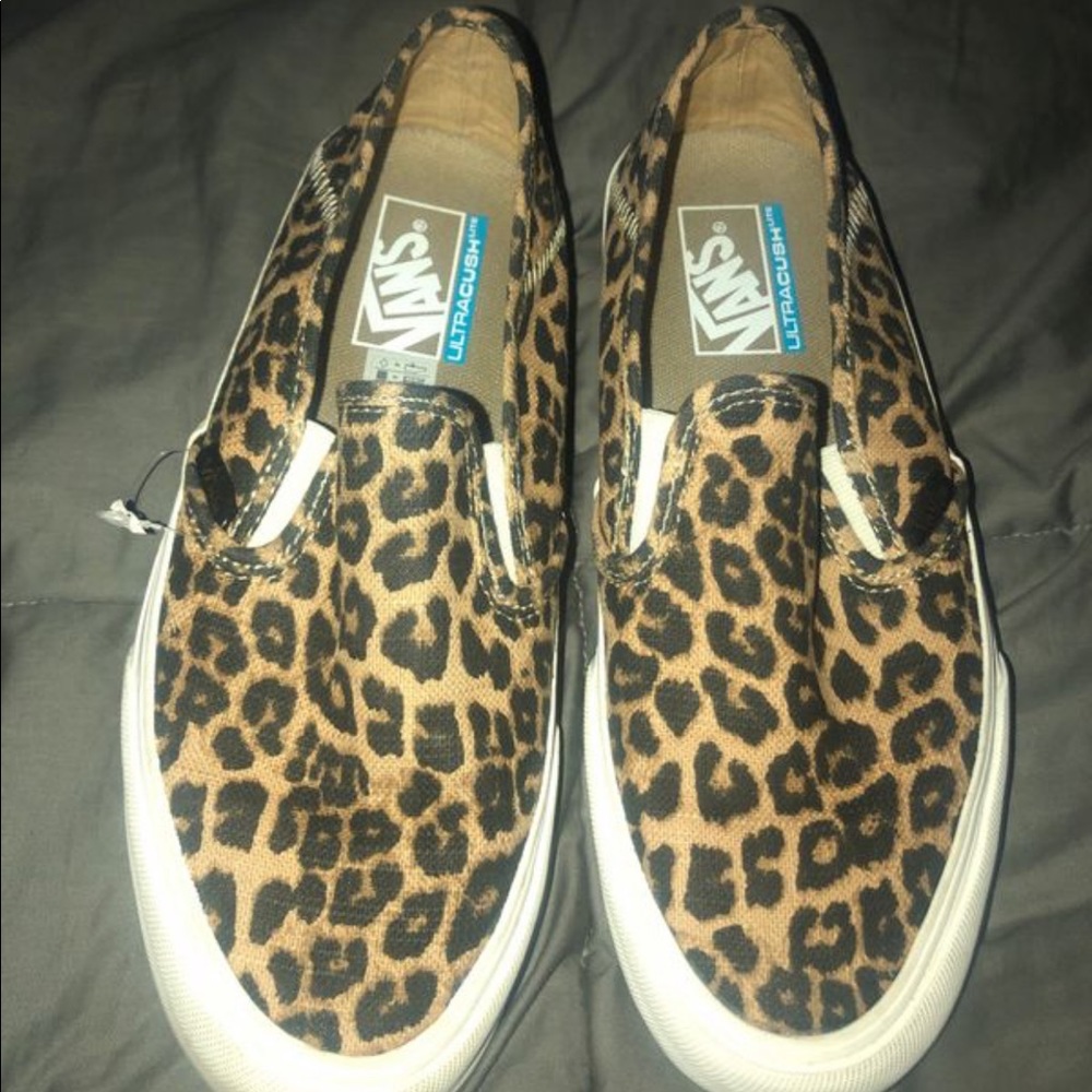 Leopard Vans